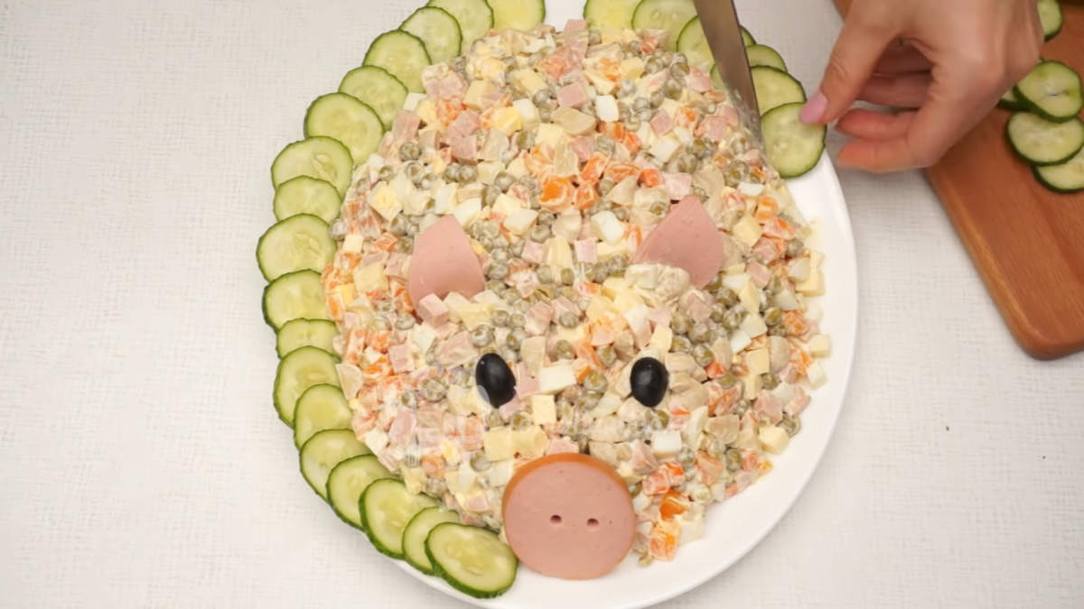 Можно ли свинкам салат
